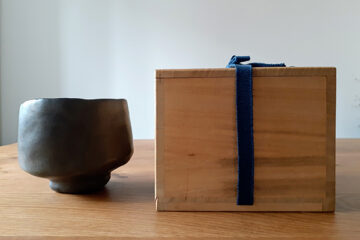 茶道の茶碗と木箱